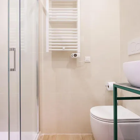 Azur Bed & Breakfast 4*