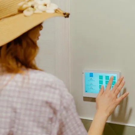 Azur Bed & Breakfast 4*